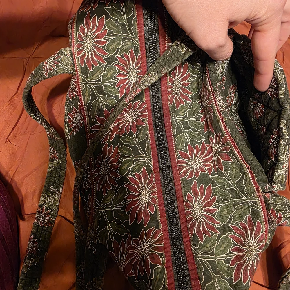 Vera Bradley Floral Tote in‎ Gray and Pink